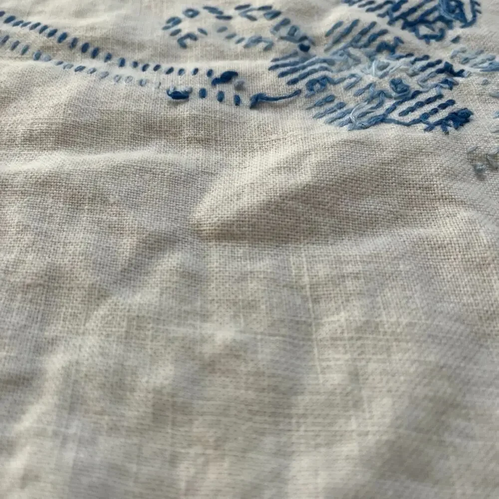 Vintage White Oval Linen Tablecloth 63